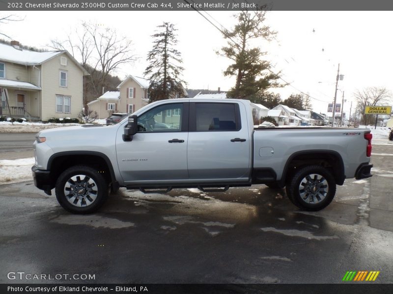  2022 Silverado 2500HD Custom Crew Cab 4x4 Silver Ice Metallic