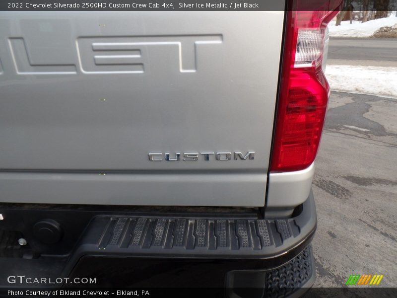  2022 Silverado 2500HD Custom Crew Cab 4x4 Logo