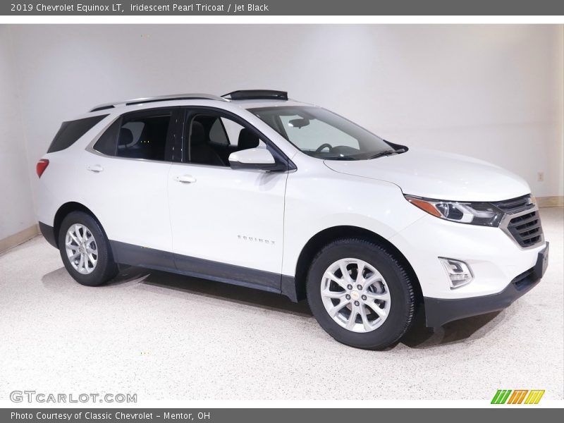 Iridescent Pearl Tricoat / Jet Black 2019 Chevrolet Equinox LT