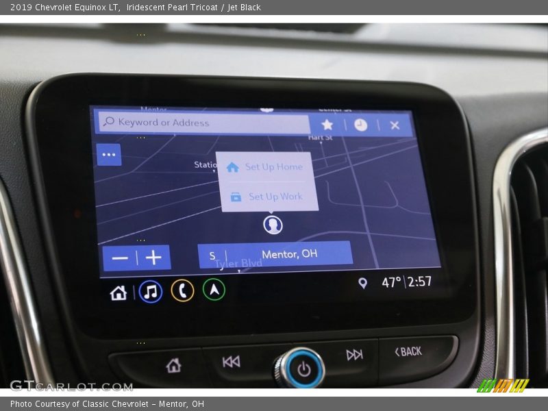Iridescent Pearl Tricoat / Jet Black 2019 Chevrolet Equinox LT