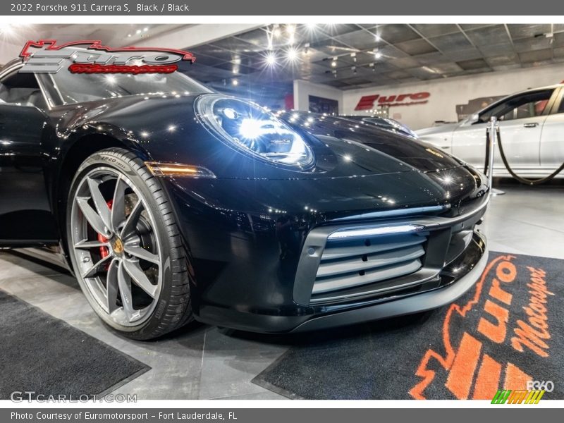 Black / Black 2022 Porsche 911 Carrera S