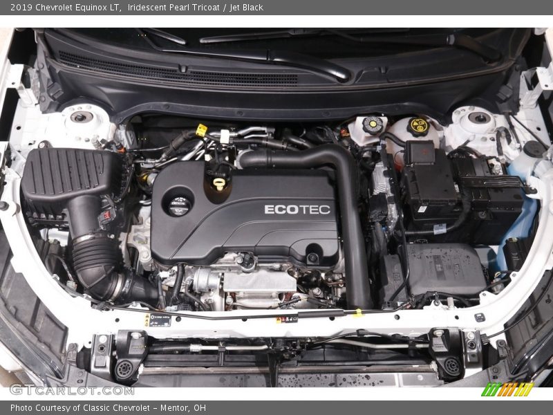 Iridescent Pearl Tricoat / Jet Black 2019 Chevrolet Equinox LT