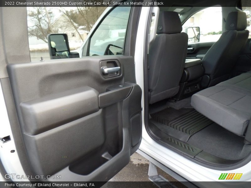 Silver Ice Metallic / Jet Black 2022 Chevrolet Silverado 2500HD Custom Crew Cab 4x4