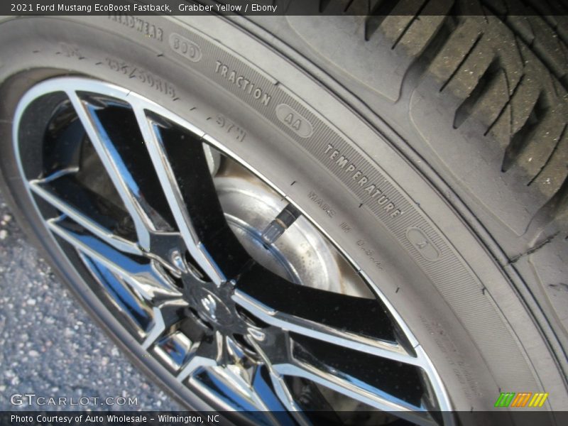 Grabber Yellow / Ebony 2021 Ford Mustang EcoBoost Fastback