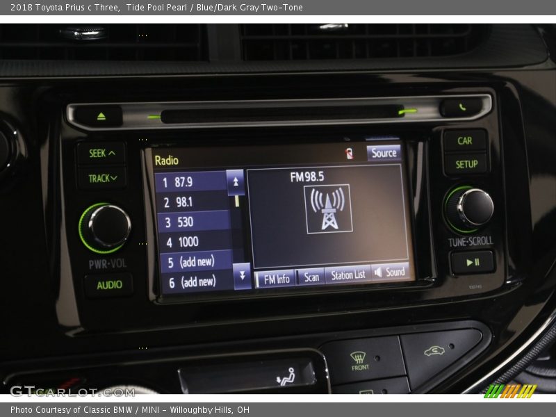 Tide Pool Pearl / Blue/Dark Gray Two-Tone 2018 Toyota Prius c Three