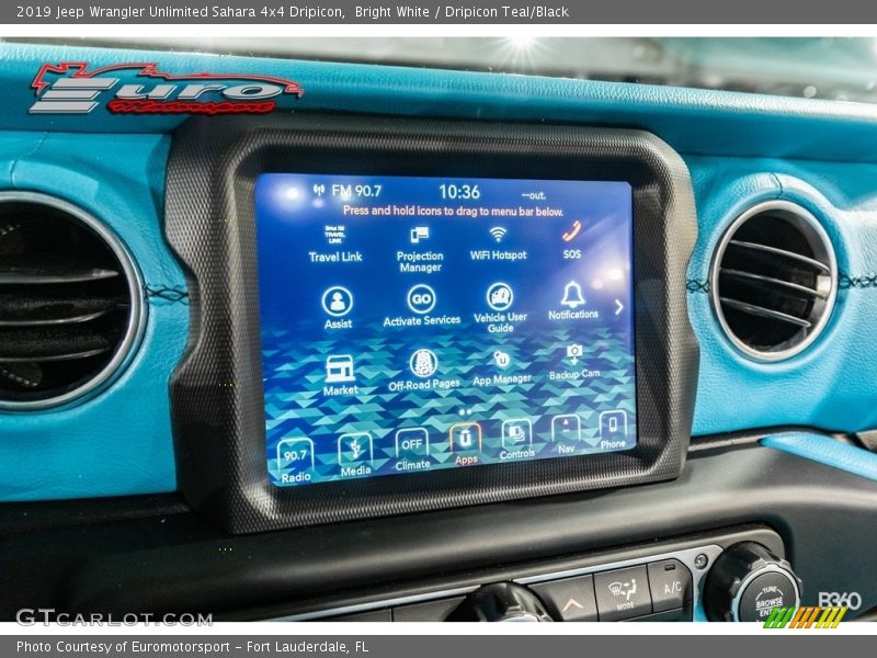 Bright White / Dripicon Teal/Black 2019 Jeep Wrangler Unlimited Sahara 4x4 Dripicon