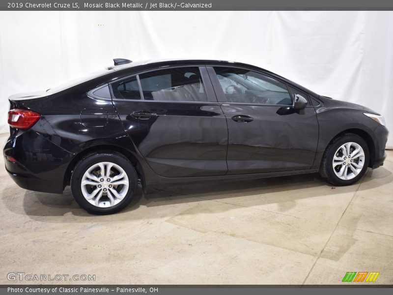 Mosaic Black Metallic / Jet Black/­Galvanized 2019 Chevrolet Cruze LS