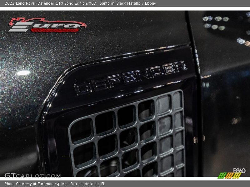 Santorini Black Metallic / Ebony 2022 Land Rover Defender 110 Bond Edition/007