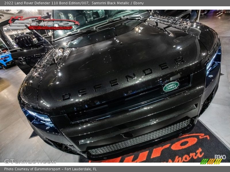 Santorini Black Metallic / Ebony 2022 Land Rover Defender 110 Bond Edition/007