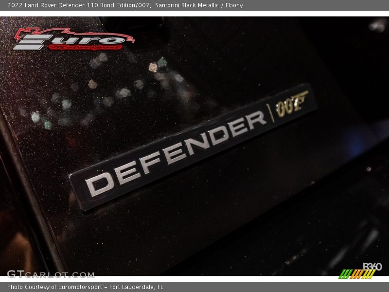  2022 Defender 110 Bond Edition/007 Logo