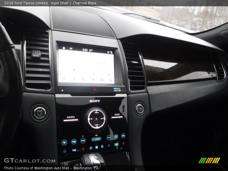 Ingot Silver / Charcoal Black 2018 Ford Taurus Limited