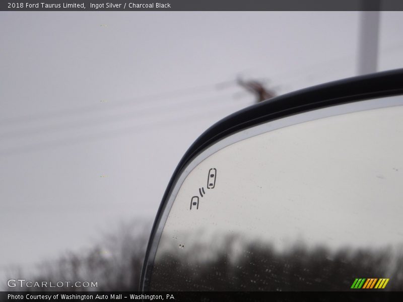 Ingot Silver / Charcoal Black 2018 Ford Taurus Limited