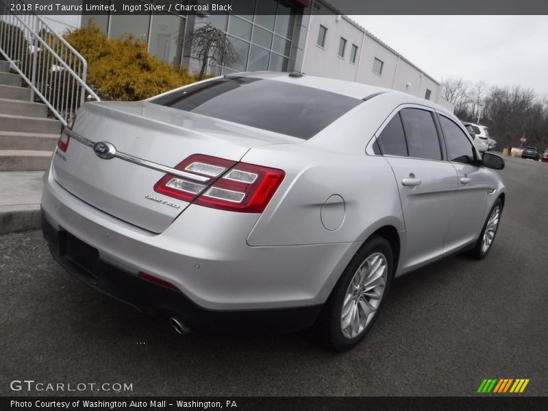 Ingot Silver / Charcoal Black 2018 Ford Taurus Limited