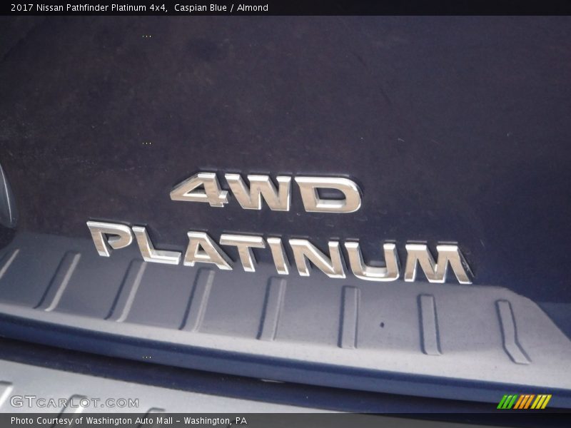 Caspian Blue / Almond 2017 Nissan Pathfinder Platinum 4x4