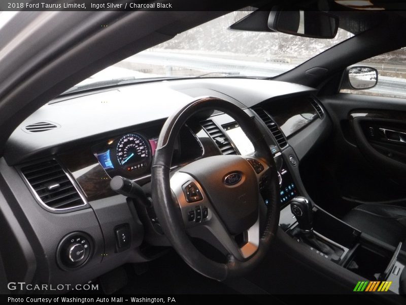 Ingot Silver / Charcoal Black 2018 Ford Taurus Limited