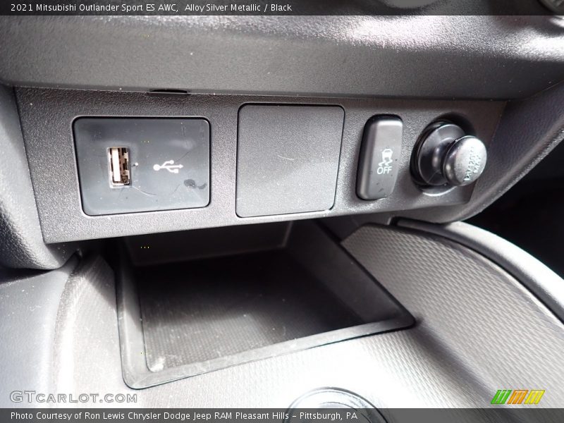 Alloy Silver Metallic / Black 2021 Mitsubishi Outlander Sport ES AWC