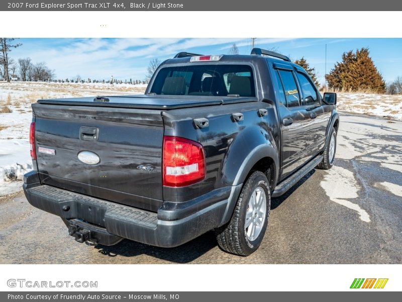 Black / Light Stone 2007 Ford Explorer Sport Trac XLT 4x4