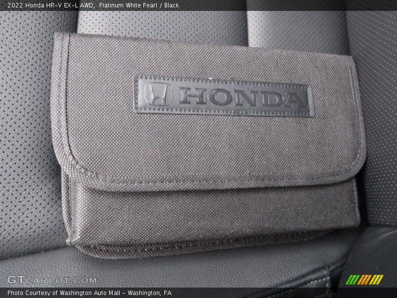 Platinum White Pearl / Black 2022 Honda HR-V EX-L AWD