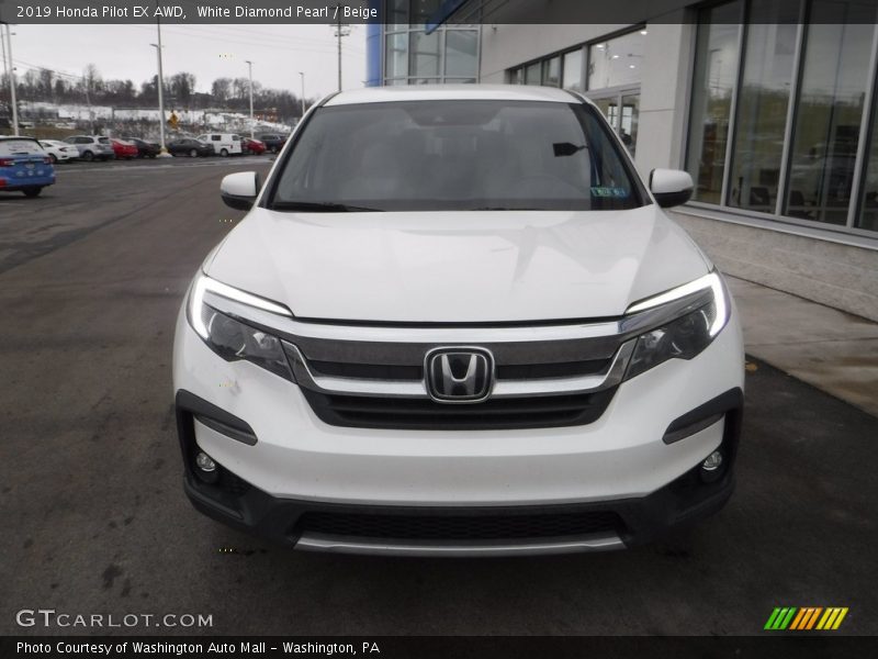 White Diamond Pearl / Beige 2019 Honda Pilot EX AWD