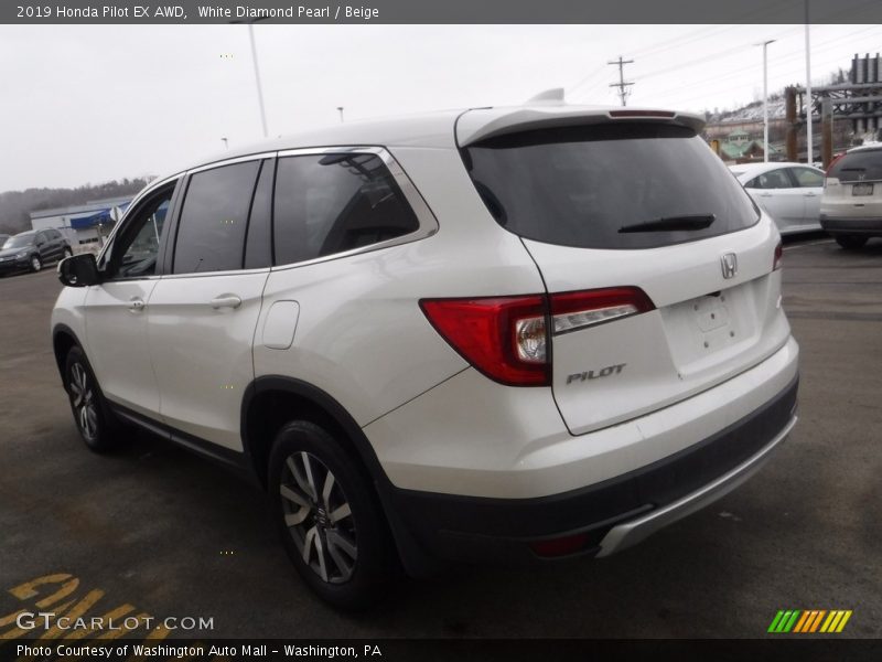White Diamond Pearl / Beige 2019 Honda Pilot EX AWD