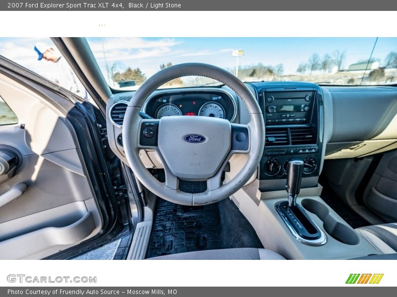 Black / Light Stone 2007 Ford Explorer Sport Trac XLT 4x4