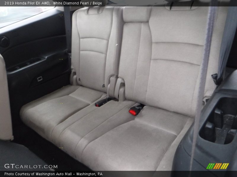 White Diamond Pearl / Beige 2019 Honda Pilot EX AWD