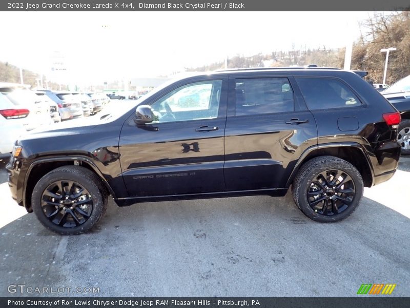  2022 Grand Cherokee Laredo X 4x4 Diamond Black Crystal Pearl