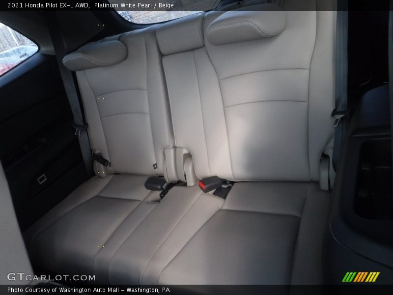Platinum White Pearl / Beige 2021 Honda Pilot EX-L AWD