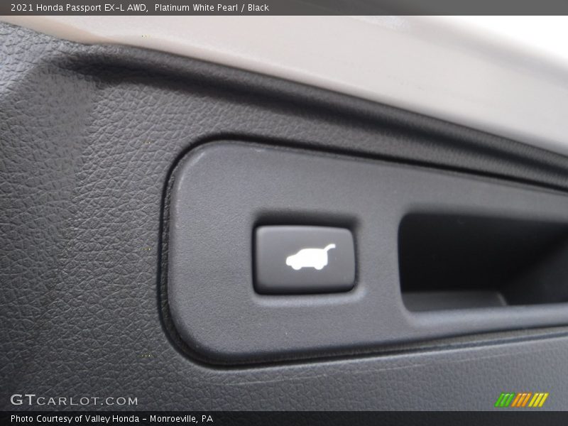 Platinum White Pearl / Black 2021 Honda Passport EX-L AWD