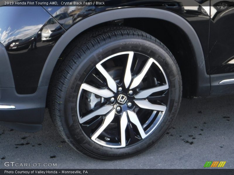 Crystal Black Pearl / Black 2019 Honda Pilot Touring AWD