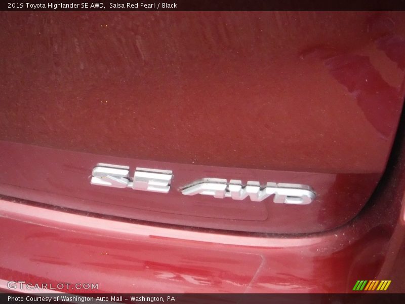 Salsa Red Pearl / Black 2019 Toyota Highlander SE AWD
