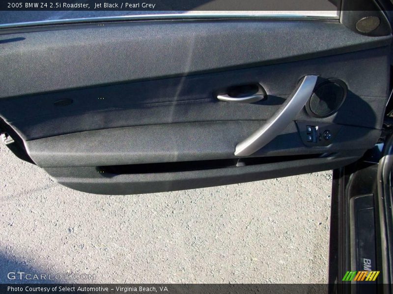 Jet Black / Pearl Grey 2005 BMW Z4 2.5i Roadster