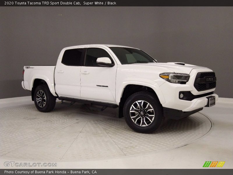 Super White / Black 2020 Toyota Tacoma TRD Sport Double Cab