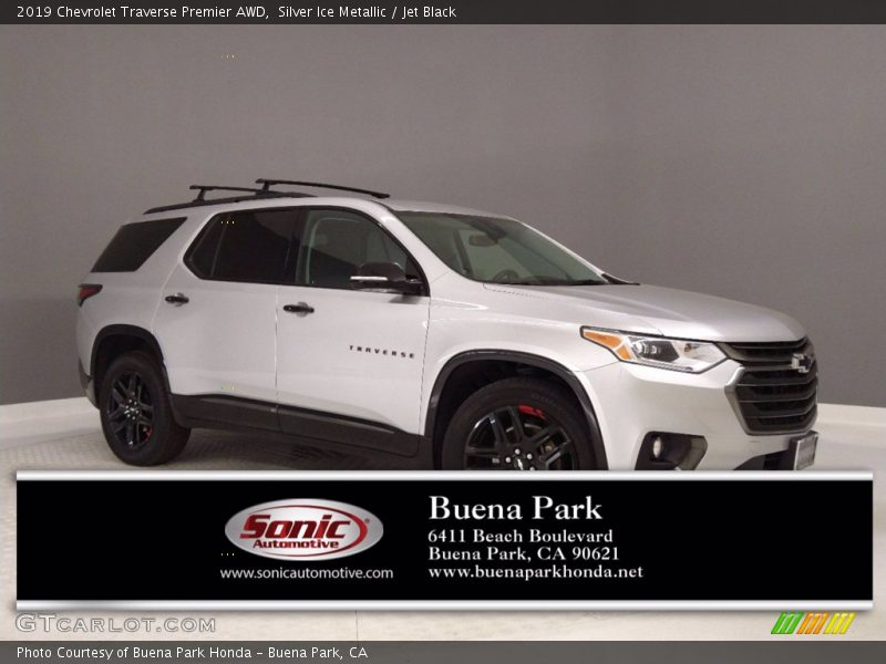 Silver Ice Metallic / Jet Black 2019 Chevrolet Traverse Premier AWD