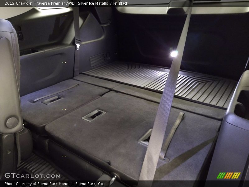 Silver Ice Metallic / Jet Black 2019 Chevrolet Traverse Premier AWD
