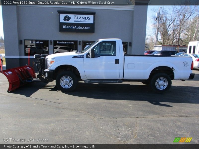 Oxford White / Steel Gray 2011 Ford F250 Super Duty XL Regular Cab 4x4