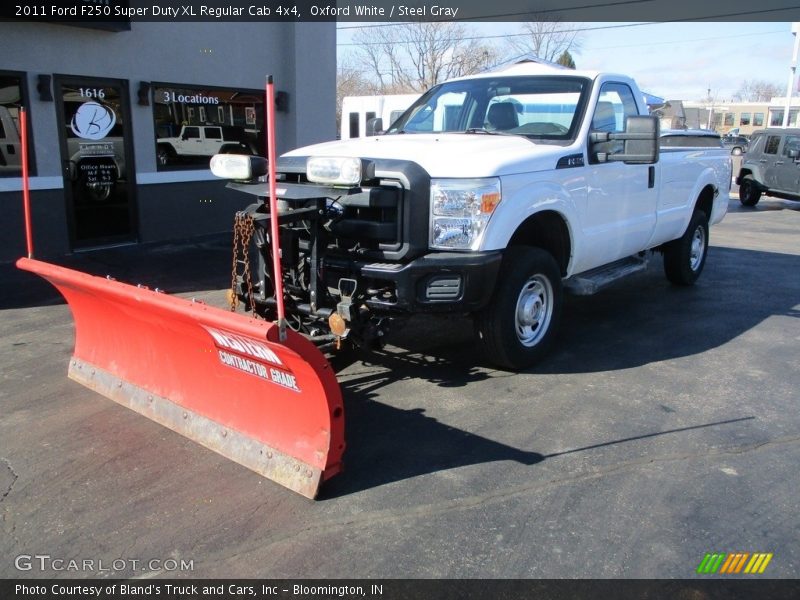 Oxford White / Steel Gray 2011 Ford F250 Super Duty XL Regular Cab 4x4
