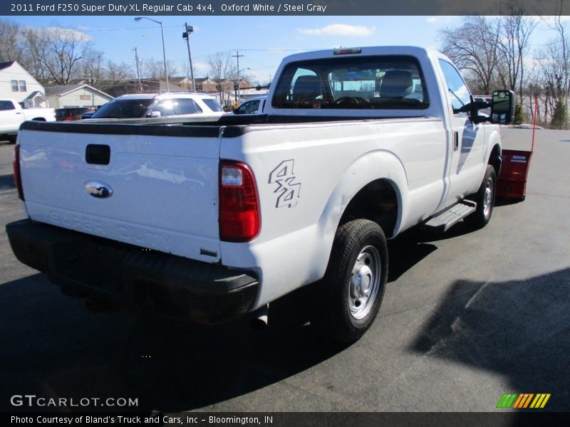 Oxford White / Steel Gray 2011 Ford F250 Super Duty XL Regular Cab 4x4