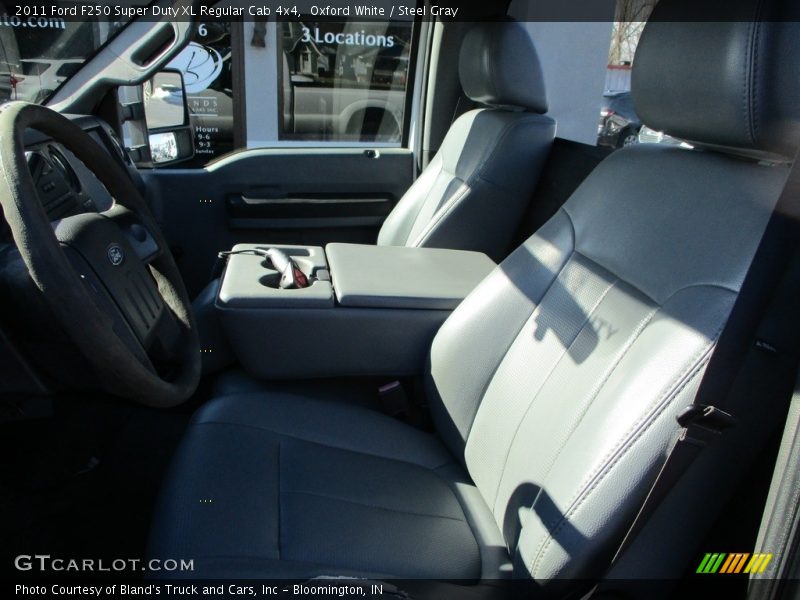 Oxford White / Steel Gray 2011 Ford F250 Super Duty XL Regular Cab 4x4