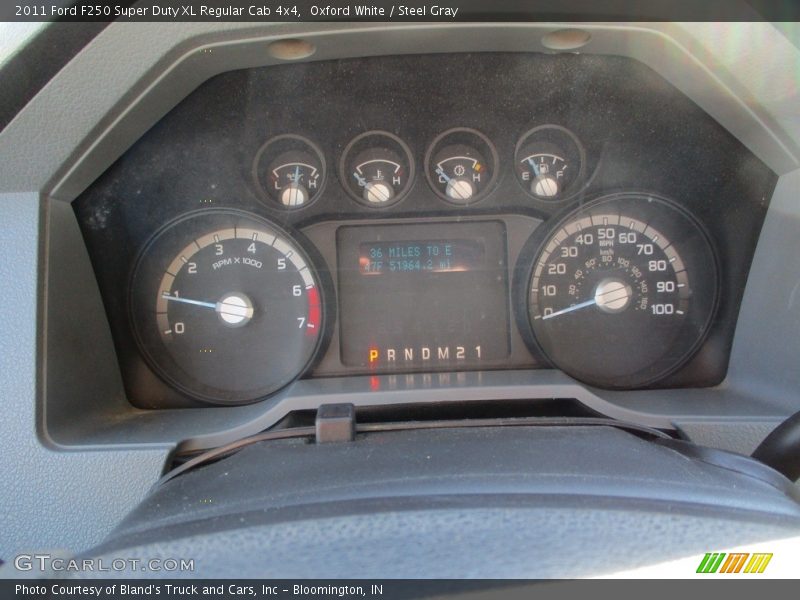 Oxford White / Steel Gray 2011 Ford F250 Super Duty XL Regular Cab 4x4