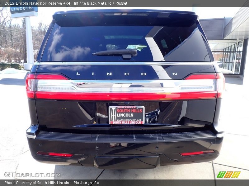 Infinite Black Metallic / Russet 2019 Lincoln Navigator Reserve 4x4