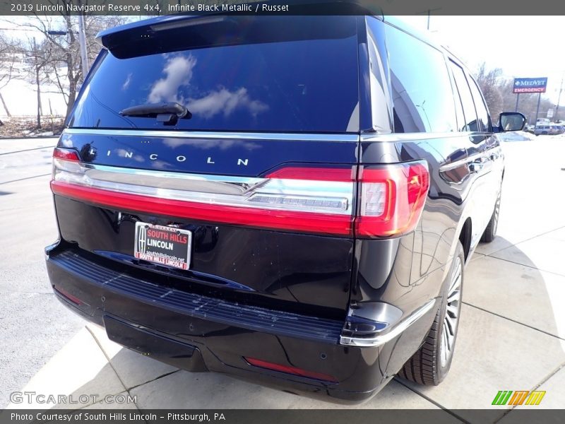 Infinite Black Metallic / Russet 2019 Lincoln Navigator Reserve 4x4