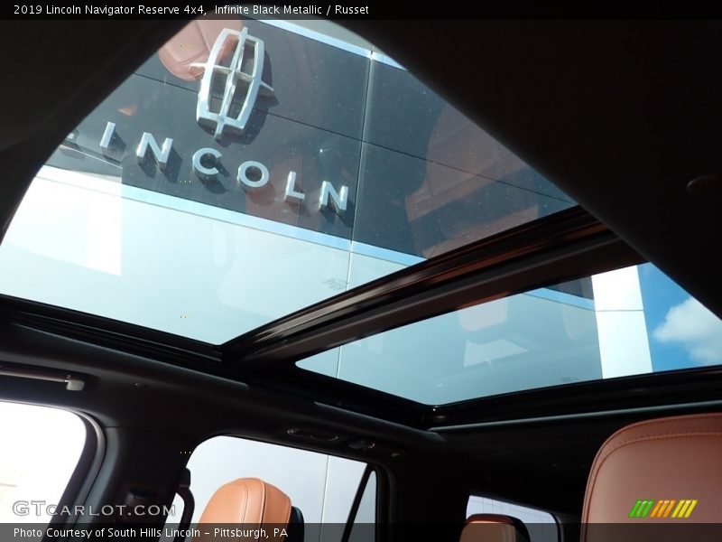 Infinite Black Metallic / Russet 2019 Lincoln Navigator Reserve 4x4