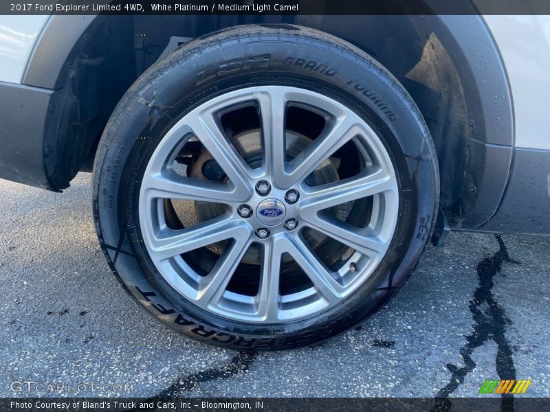 White Platinum / Medium Light Camel 2017 Ford Explorer Limited 4WD