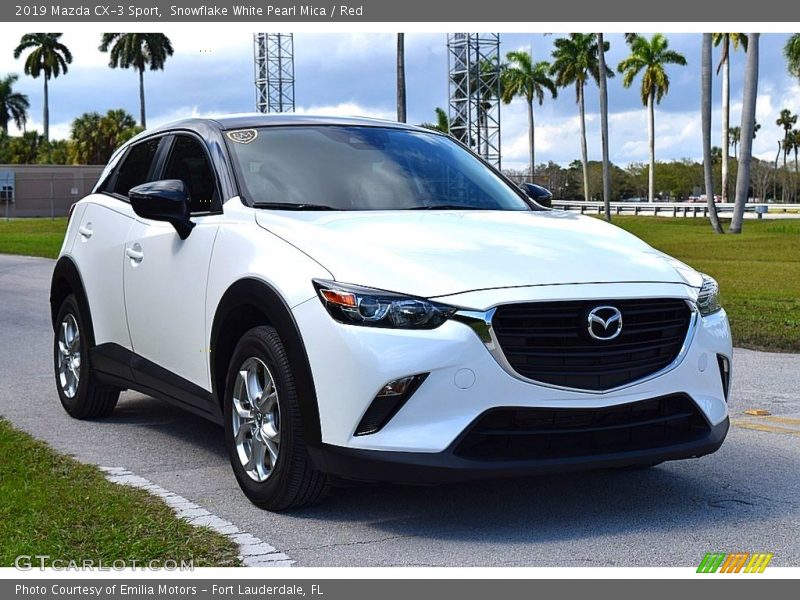 Front 3/4 View of 2019 CX-3 Sport