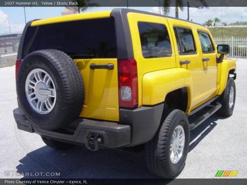 Yellow / Ebony Black 2007 Hummer H3