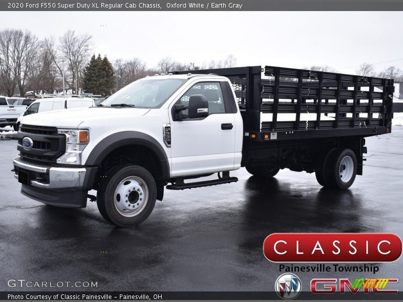 Oxford White / Earth Gray 2020 Ford F550 Super Duty XL Regular Cab Chassis