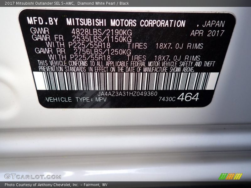 Diamond White Pearl / Black 2017 Mitsubishi Outlander SEL S-AWC