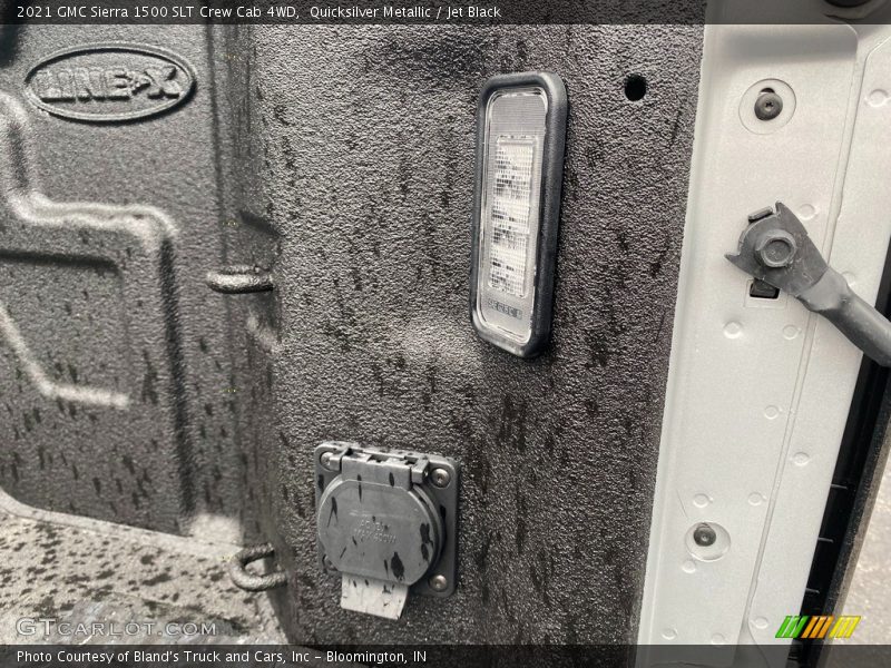 Quicksilver Metallic / Jet Black 2021 GMC Sierra 1500 SLT Crew Cab 4WD