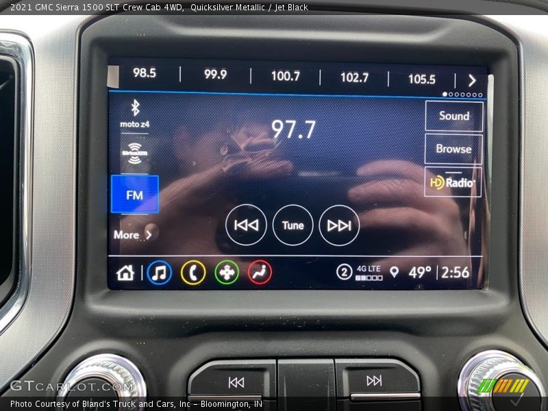 Quicksilver Metallic / Jet Black 2021 GMC Sierra 1500 SLT Crew Cab 4WD